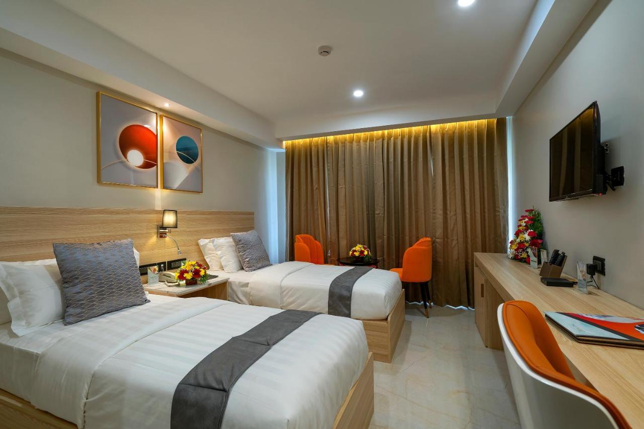 The Port By Jdaniels Hotel Thiruvananthapuram Buitenkant foto