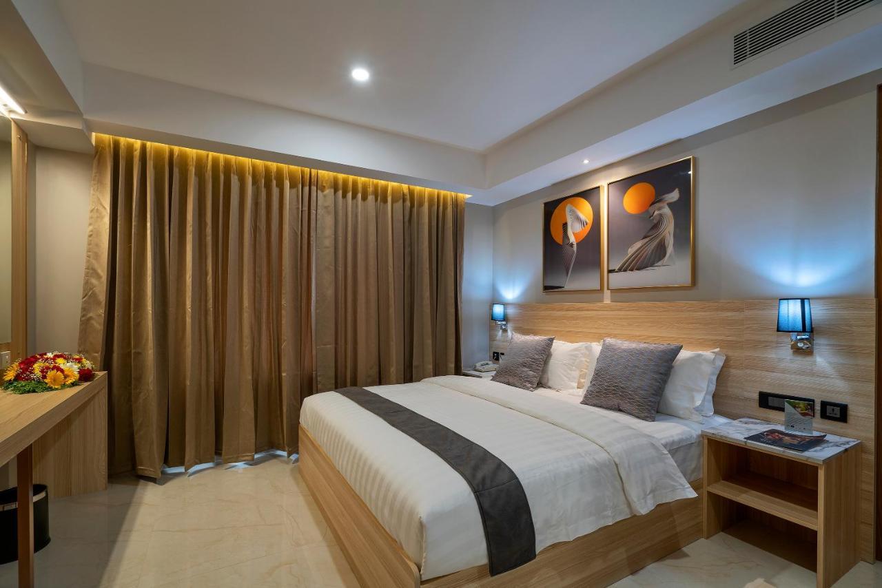 The Port By Jdaniels Hotel Thiruvananthapuram Buitenkant foto